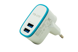 Punjač — Powerful TD-LTE Dual USB 2.1A, beli