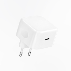 Punjač za Apple iPhone 17 Pro Max — Type-C, beli
