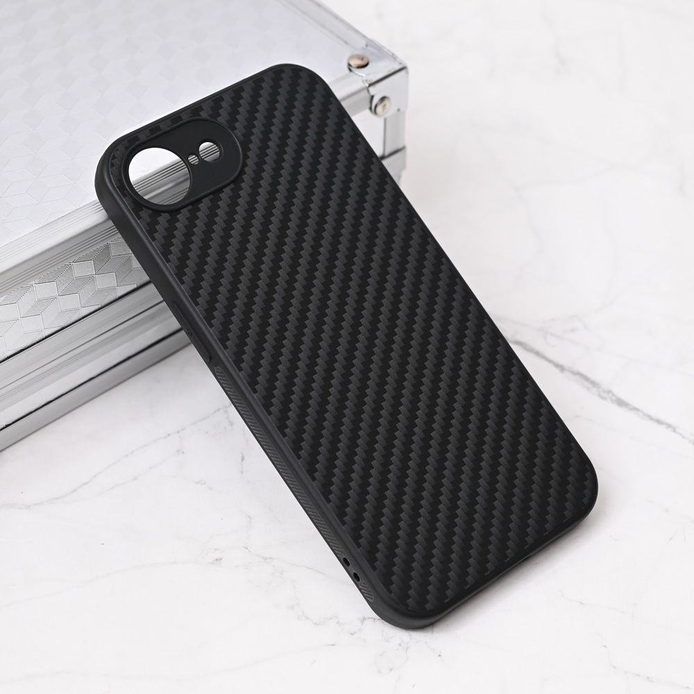 Maska za Apple iPhone 16e — Carbon fiber, crna