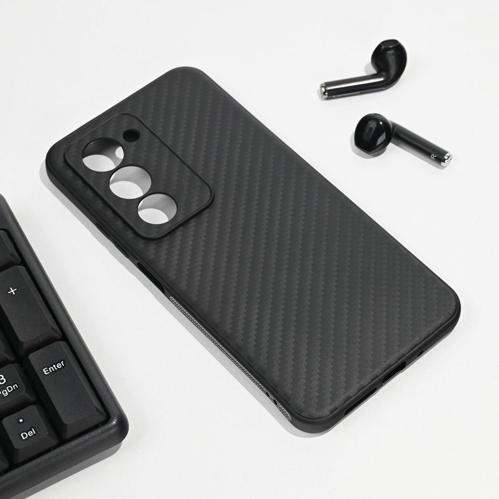 Maska za Xiaomi Redmi 15 4G — Carbon fiber, crna