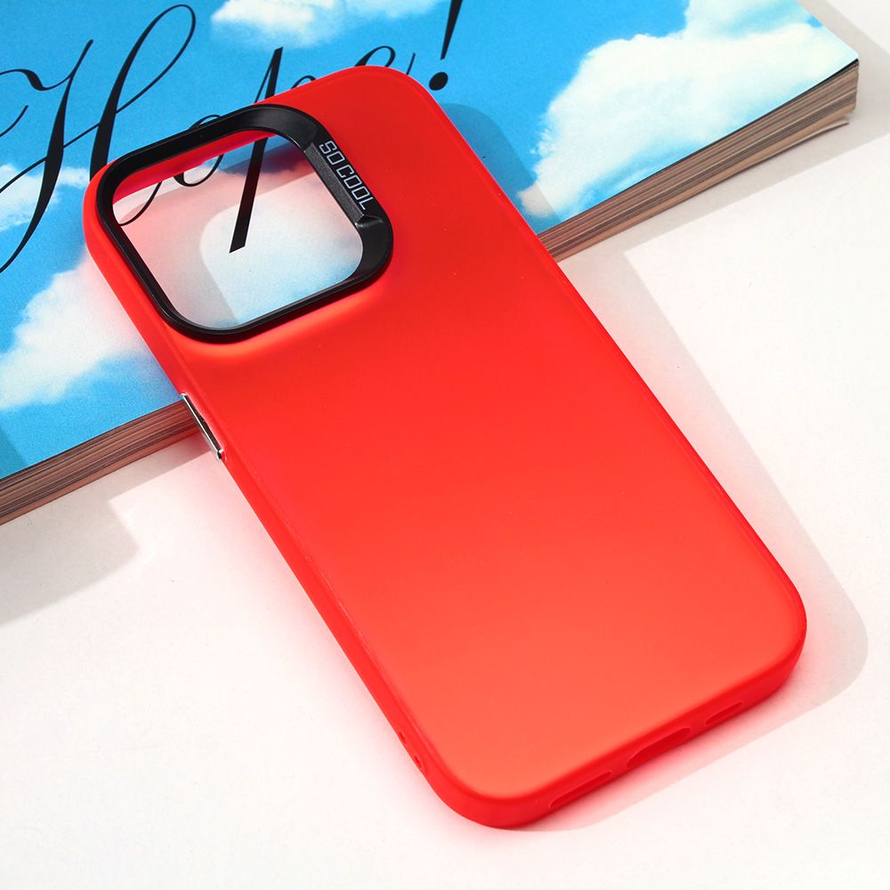 Maska za Apple iPhone 15 Pro — Clear, crvena