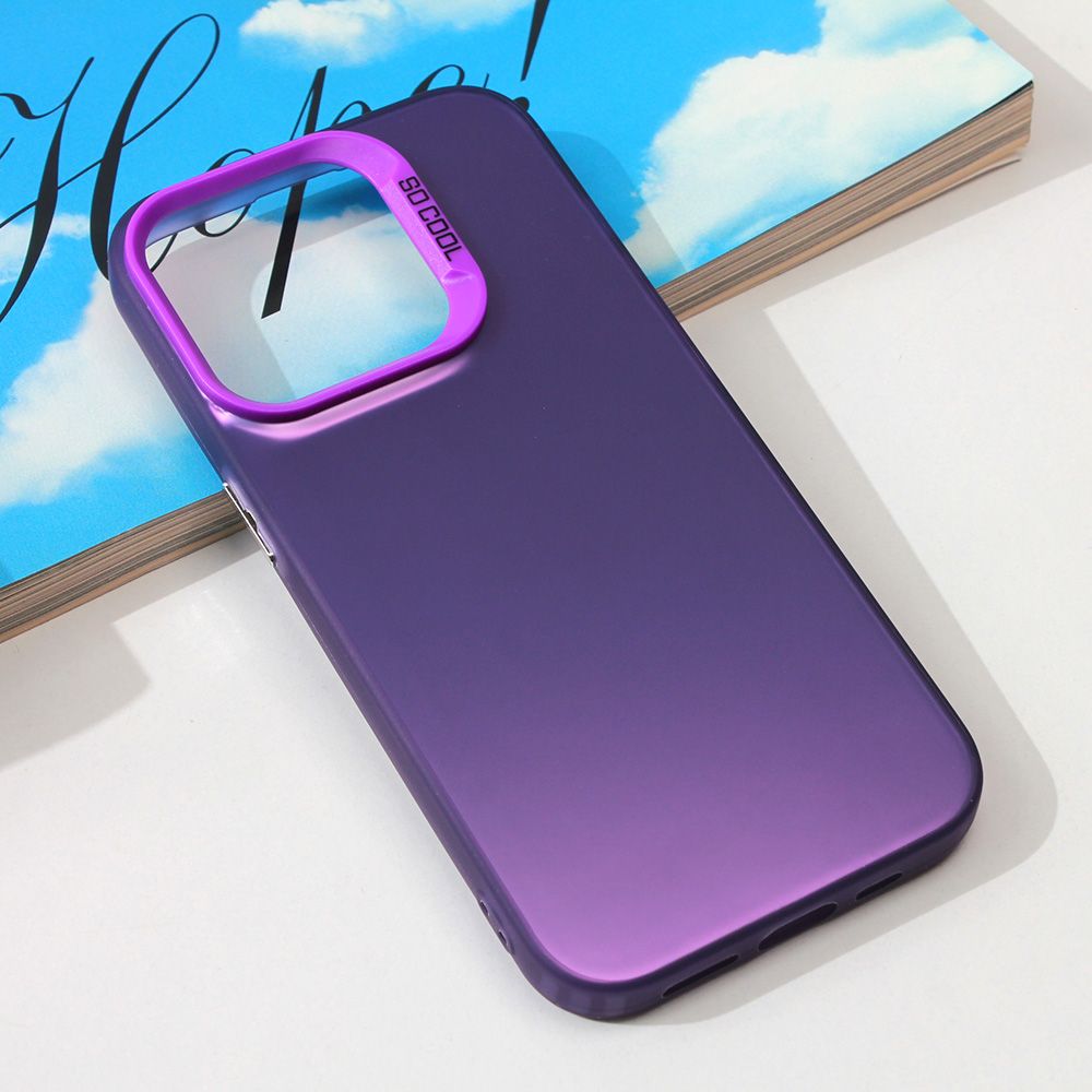 Maska za Apple iPhone 15 Pro — Clear, ljubicasta