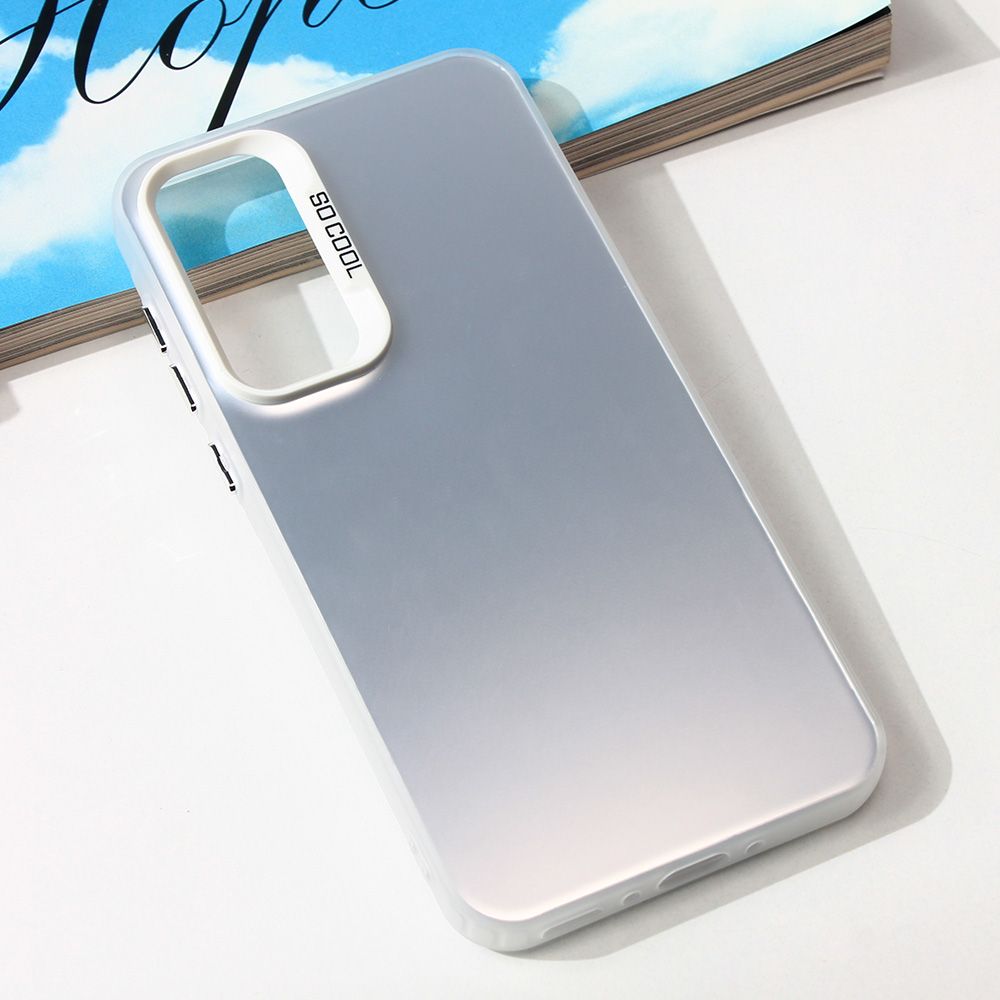 Maska za Samsung Galaxy A35 5G — Clear, srebrna