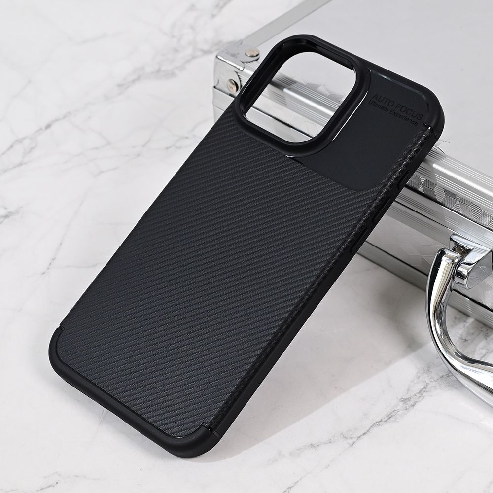 Maska za Apple iPhone 16 Pro Max — Defender Carbon, crna