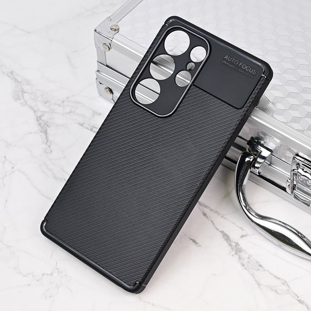 Maska za Samsung Galaxy S25 Ultra — Defender Carbon, crna