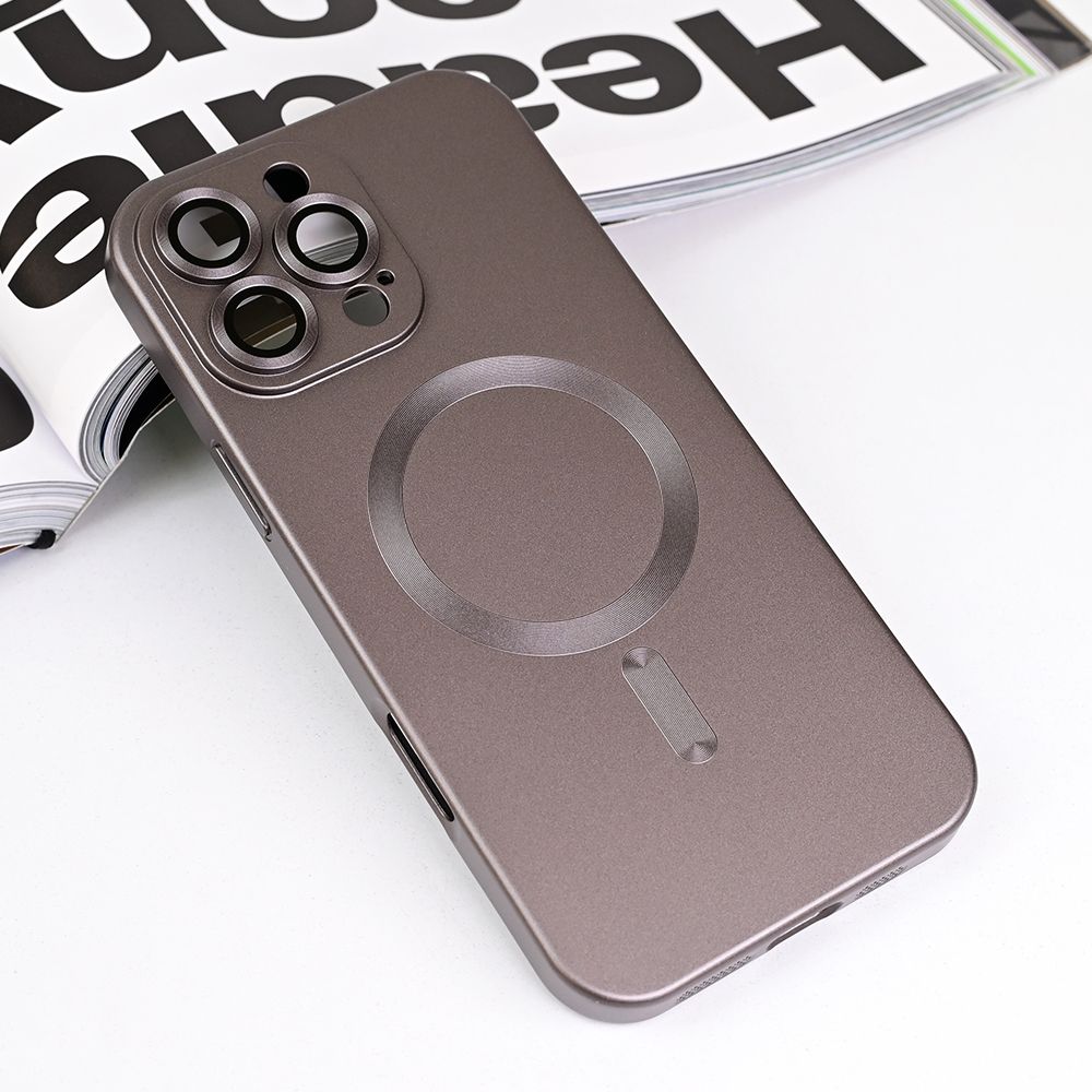 Maska za Apple iPhone 16 Pro Max — Magsafe Chrome, siva