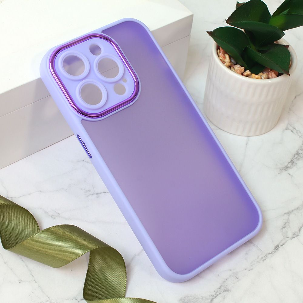 Maska za Apple iPhone 15 Pro — Shining Camera, ljubicasta