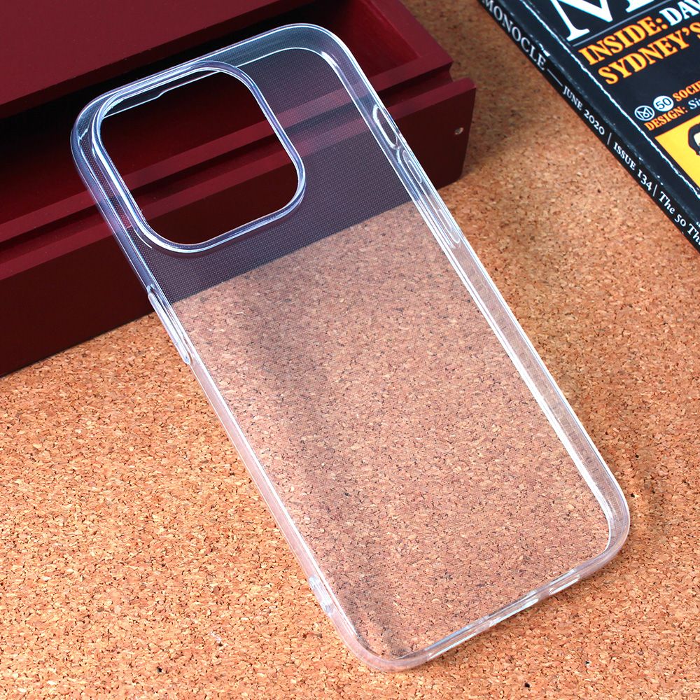 Maska za Apple iPhone 15 Pro — Silikonska Ultra Thin, transparent