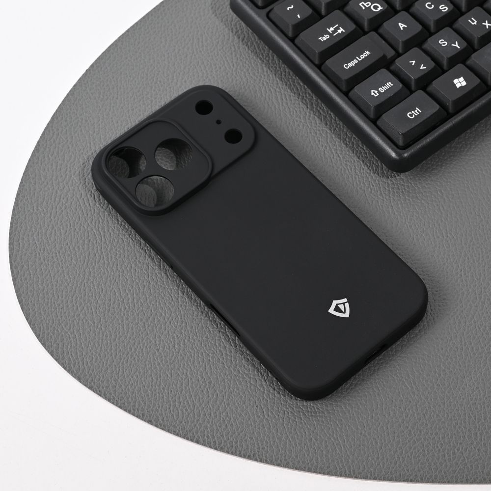 Maska za Apple iPhone 17 Pro — Teracell Skin, mat crna