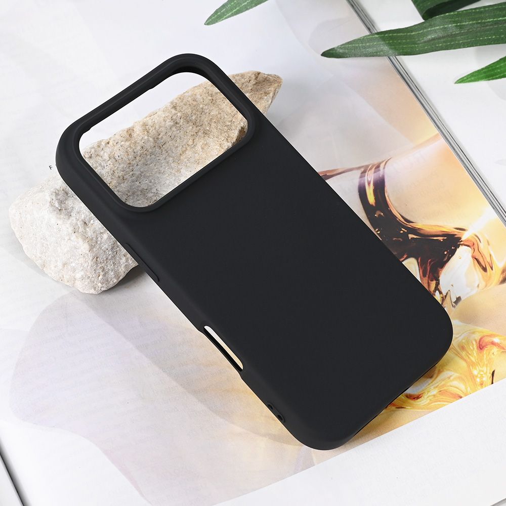 Maska za Apple iPhone 17 Pro — Teracell Soft Velvet, crna
