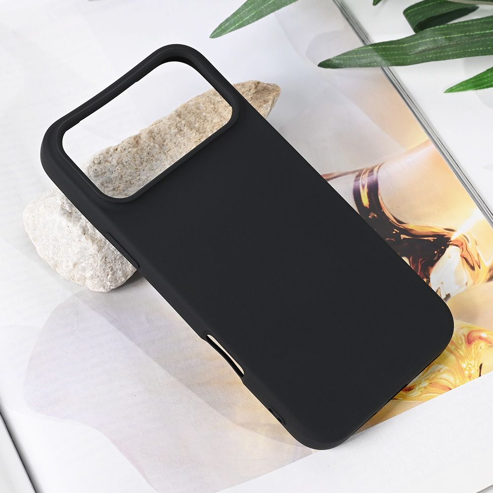 Maska za Apple iPhone 17 Pro Max — Teracell Soft Velvet, crna